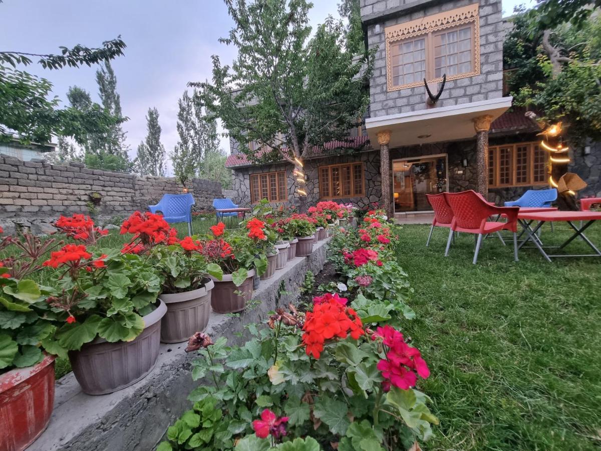 Sehrish Guest House Skardu Dış mekan fotoğraf